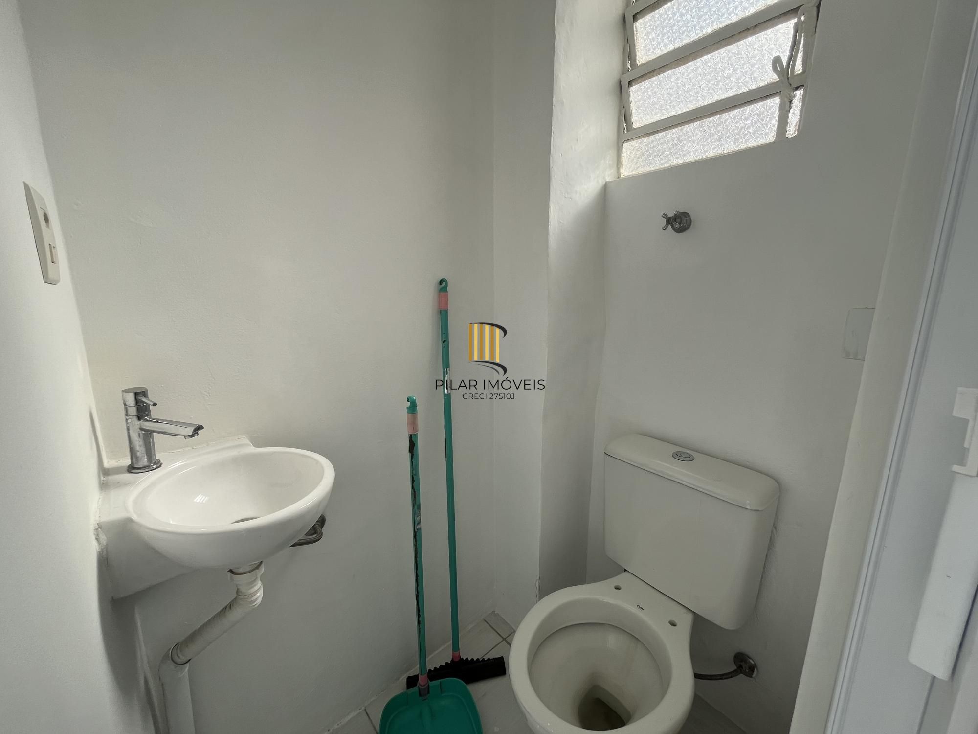 Reformado! Apartamento de 2 quartos no centro de Porto Alegre