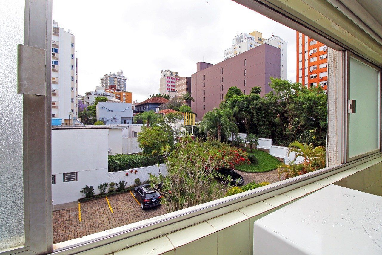 Apartamento para Venda - 245.75m², 3 dormitórios, sendo 1 suites, 2 vagas - Moinhos de Vento