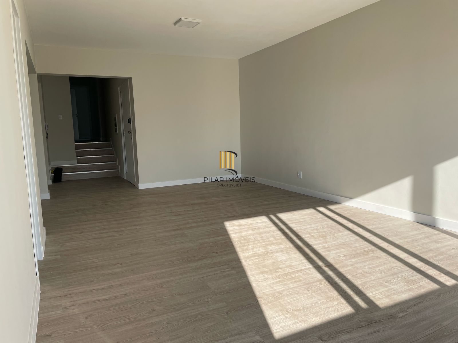 Apartamento de 3 quartos, suíte e 1 vaga de garagem no bairro Petrópolis em POA