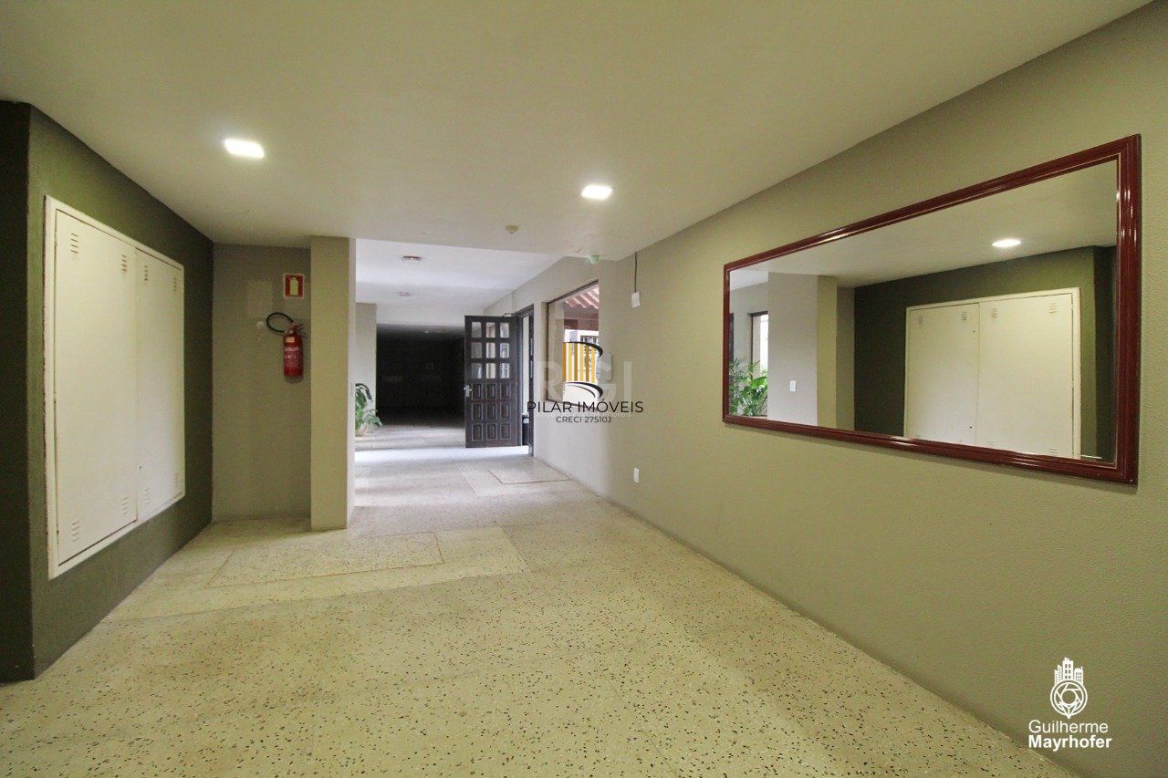 Apartamento de dois quartos e uma vaga de garagem no bairro Tristeza em Porto Alegre