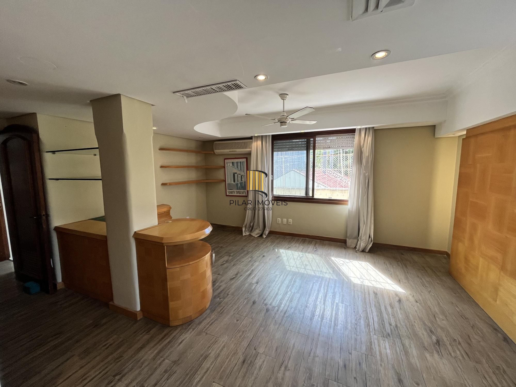 Apartamento de 4 quartos, suíte, amplo closet, dependência e 2 vagas de garagem