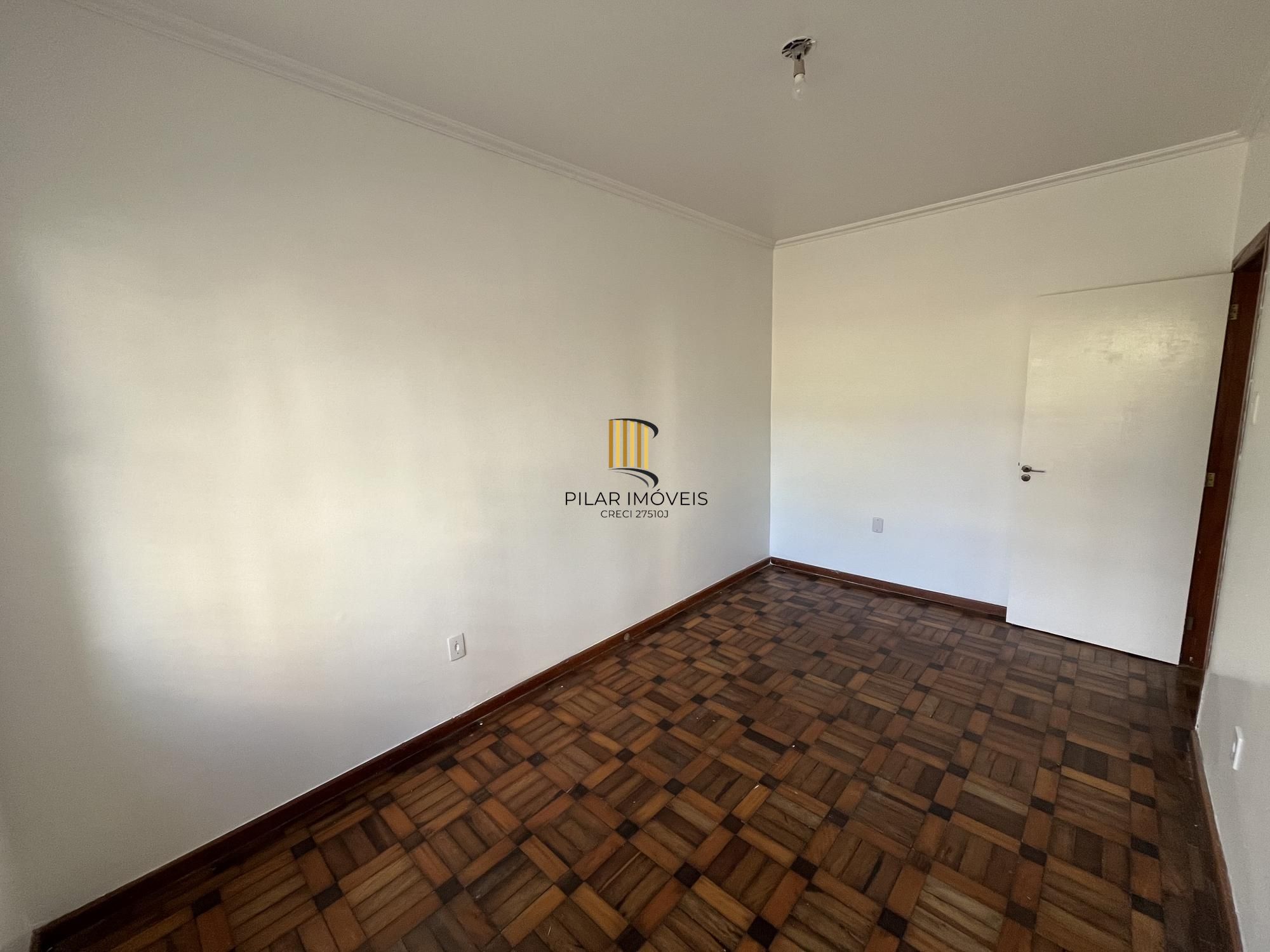 Apartamento térreo de 2 quartos no bairro Menino Deus em Porto Alegre
