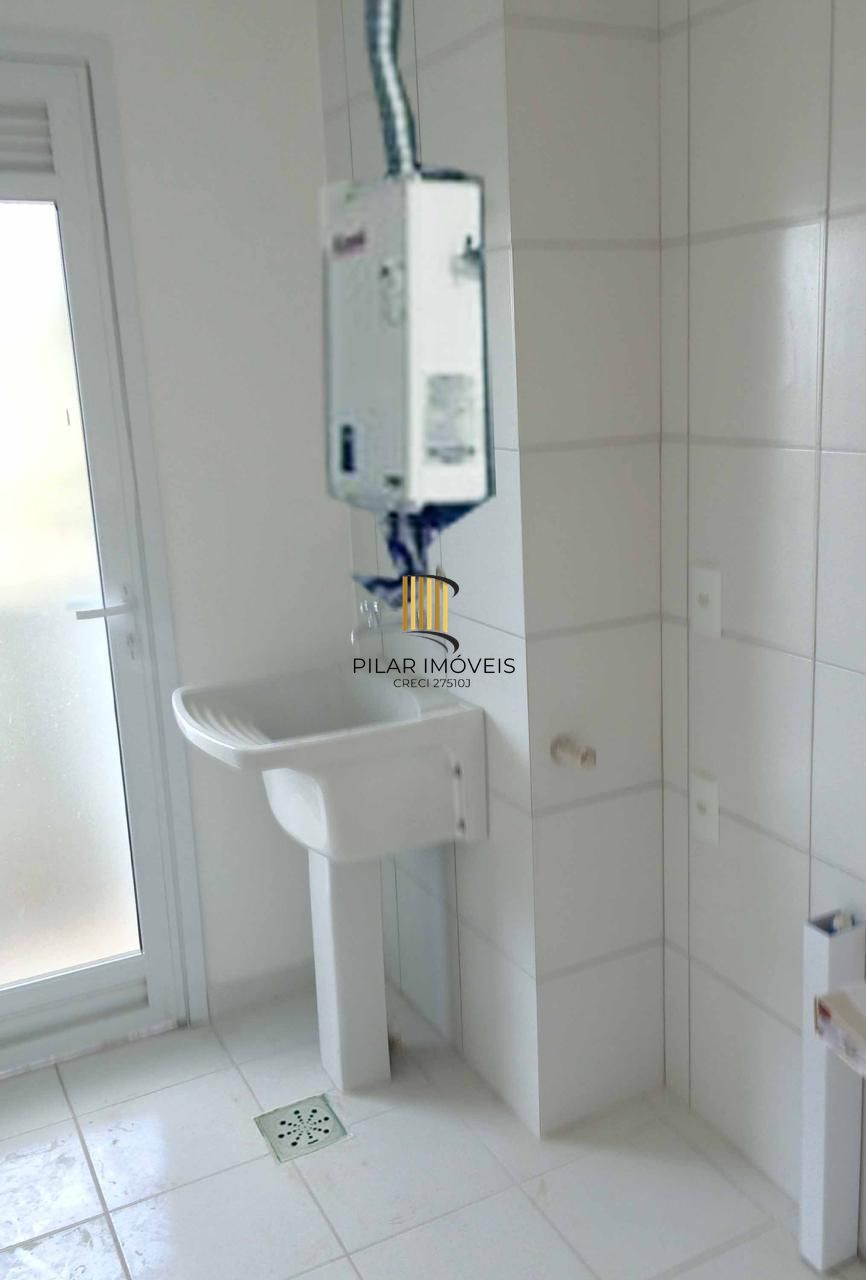 Apartamento de 3 quartos, suíte e 2 vagas de garagem no bairro Jardim Carvalho