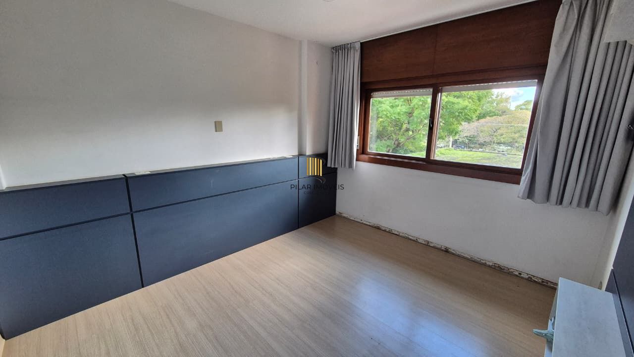 apartamento de 2 quartos, suíte e 1 vaga de garagem no bairro Menino Deus