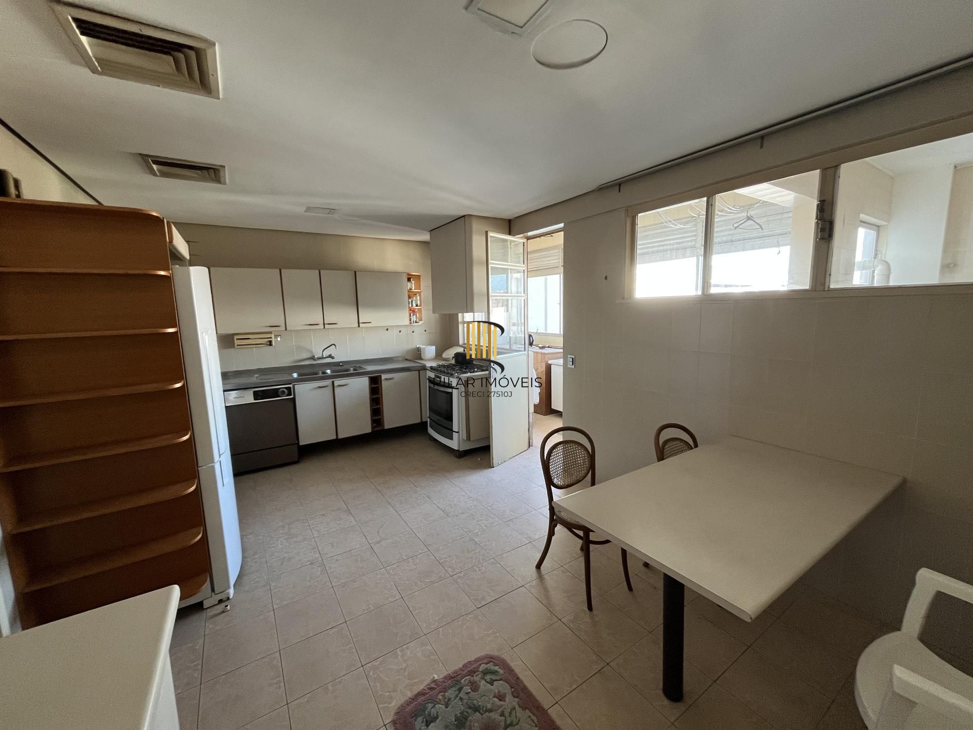 Apartamento de 3 quartos, suíte e 1 vaga de garagem no bairro Bom Fim em POA/RS