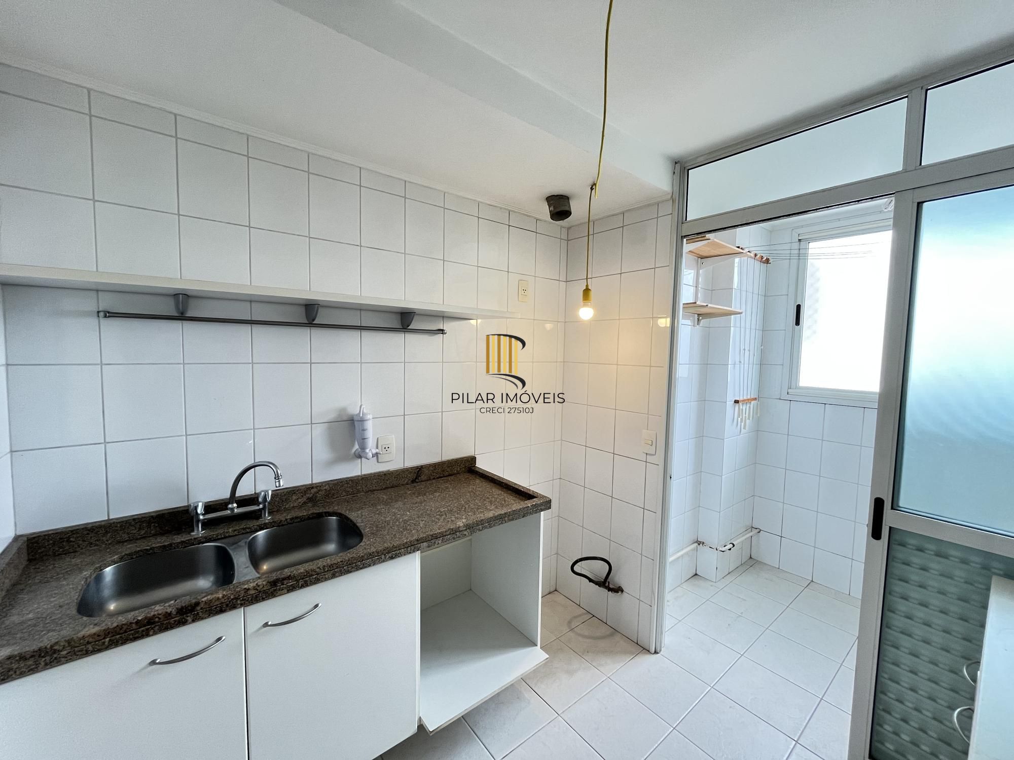 Apartamento de 3 quartos, suíte e 1 vaga de garagem no bairro Jardim Botânico