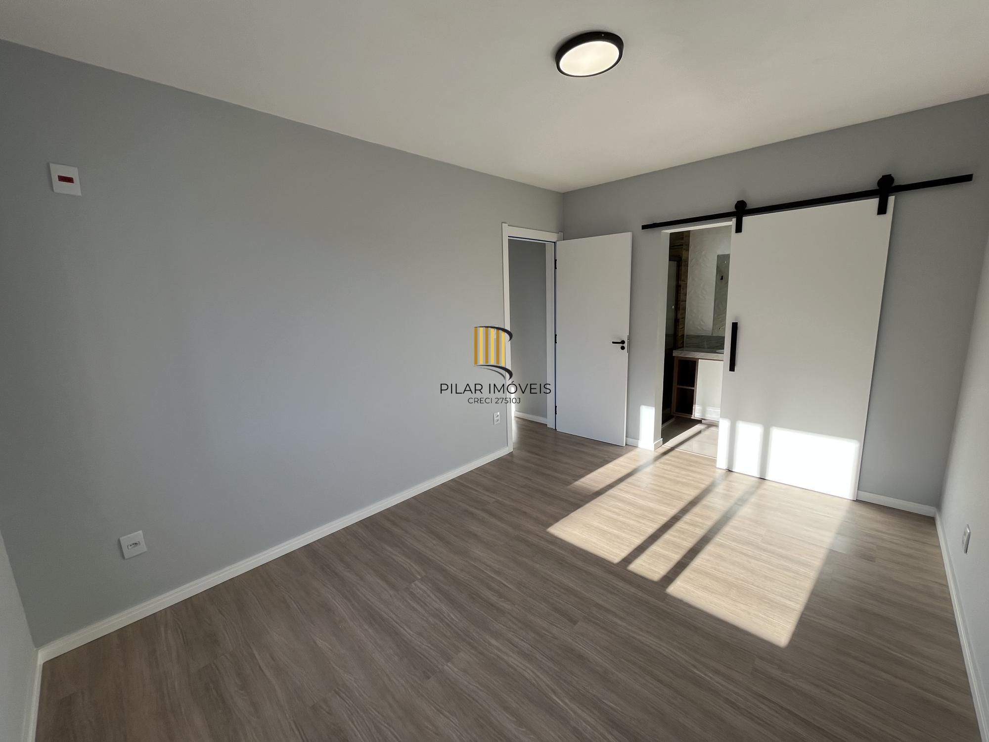 Apartamento de 2 quartos, suíte e 1 vaga de garagem Menino Deus em Porto Alegre