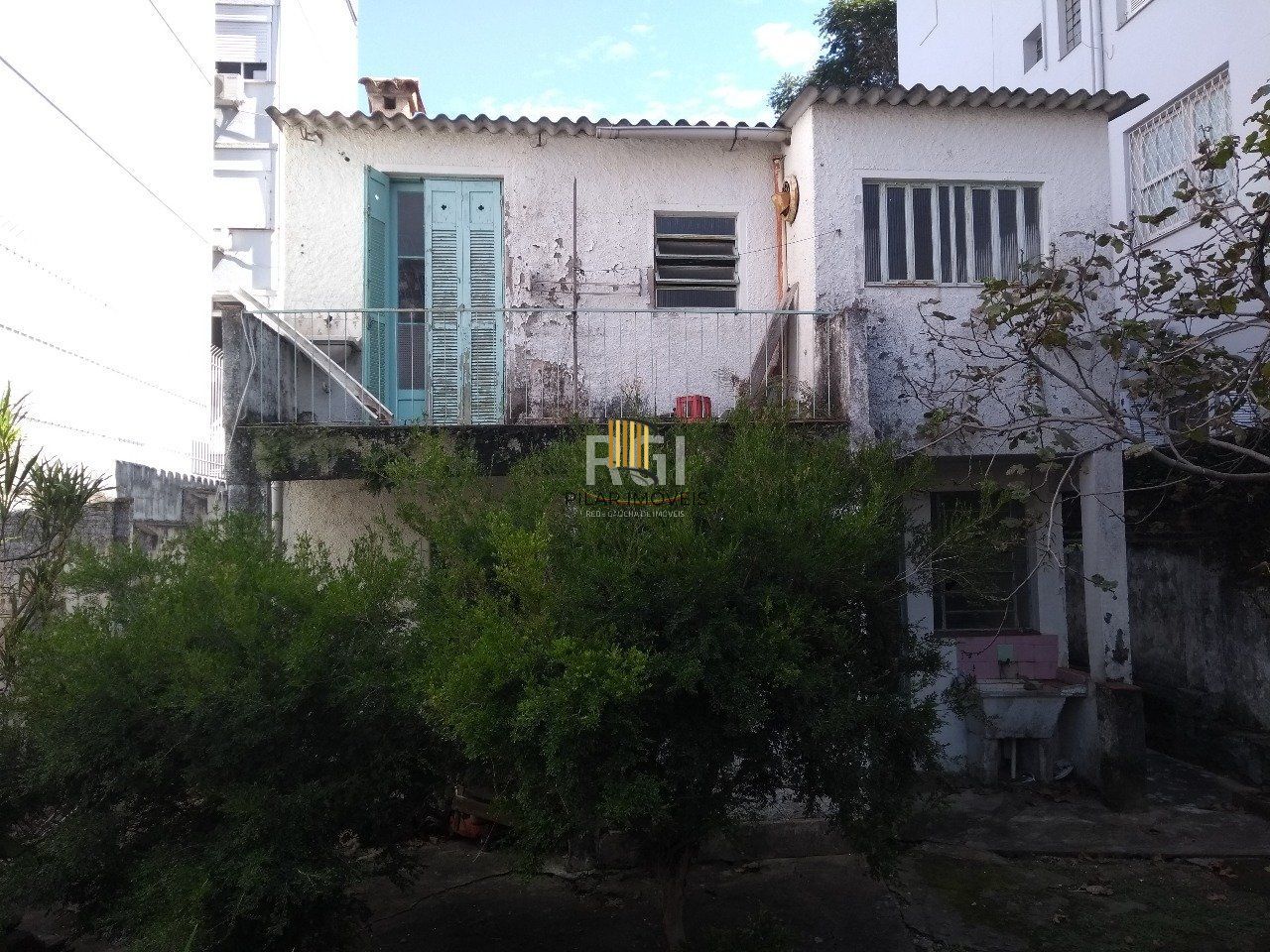 Casa para Venda - 792m², 3 dormitórios, 1 vaga - Rio Branco