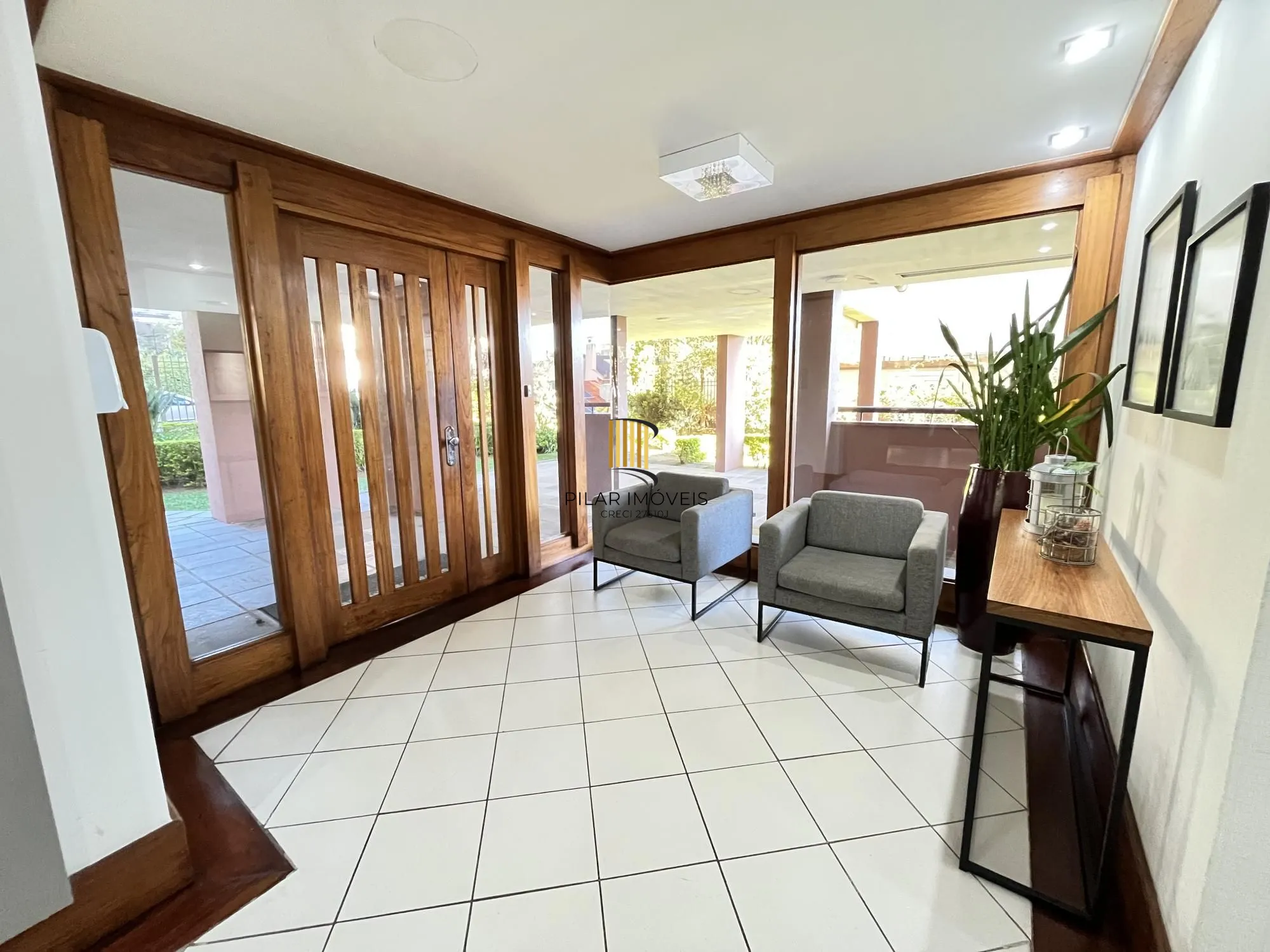 Apartamento de 3 quartos e 1 vaga de garagem no bairro Chácara da Pedras em POA