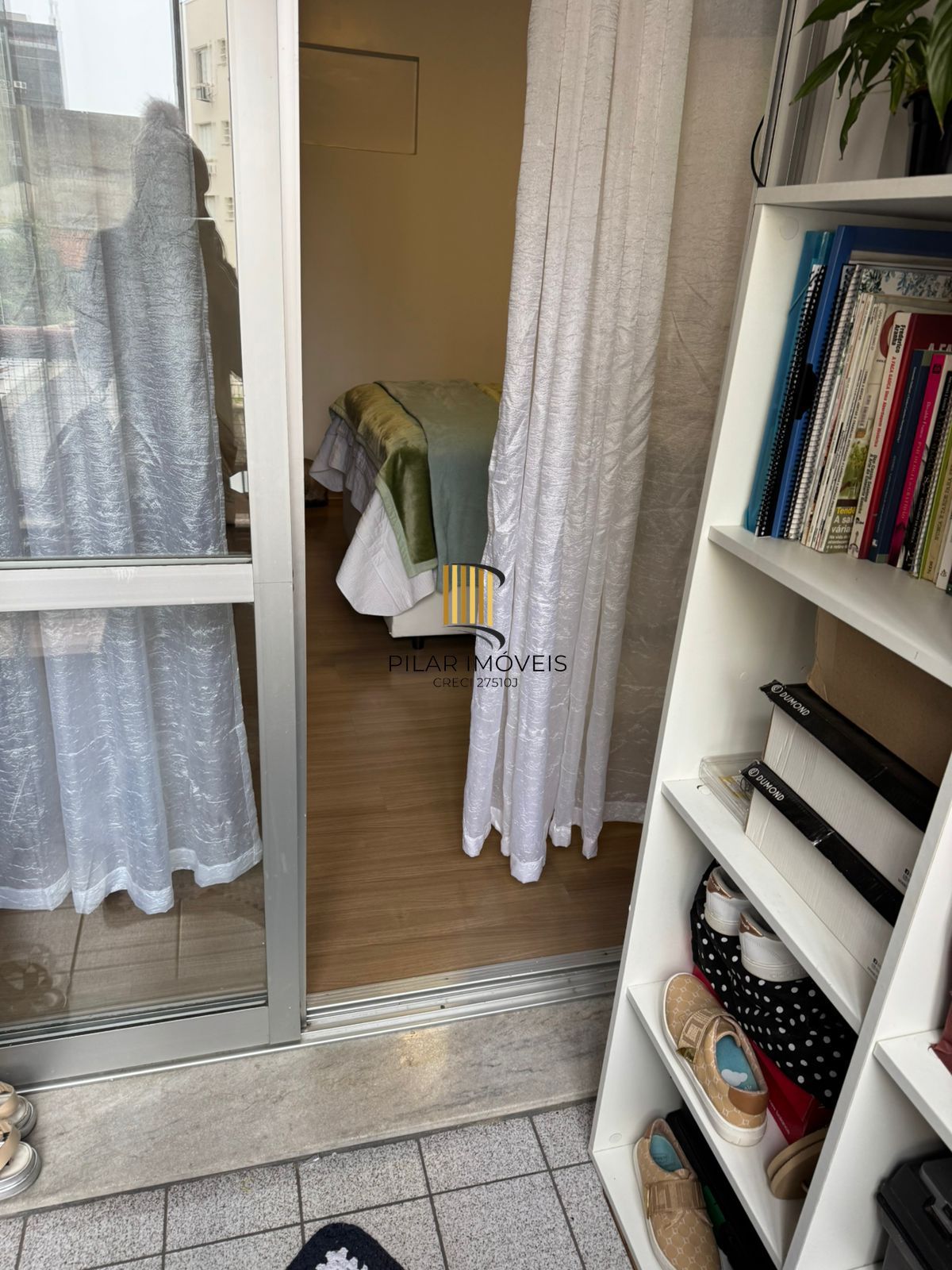 Apartamento de 2 quartos e 1 vaga de garagem no Centro de Porto Alegre