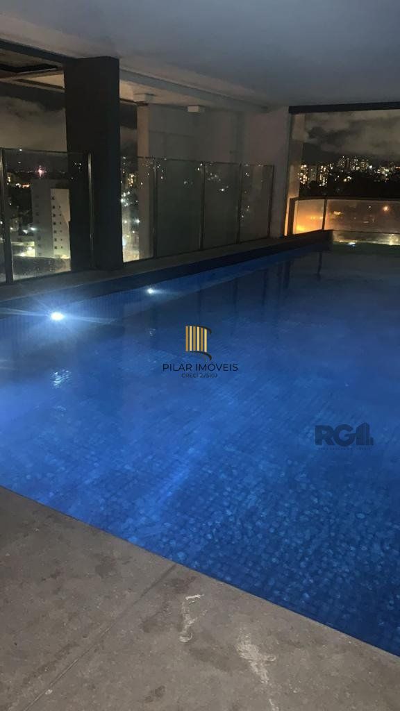 Loft  mobiliado, com 38,69 privativo com 1 box perto da  PUC-RS no bairro Jardim Botânico em Porto Alegre.