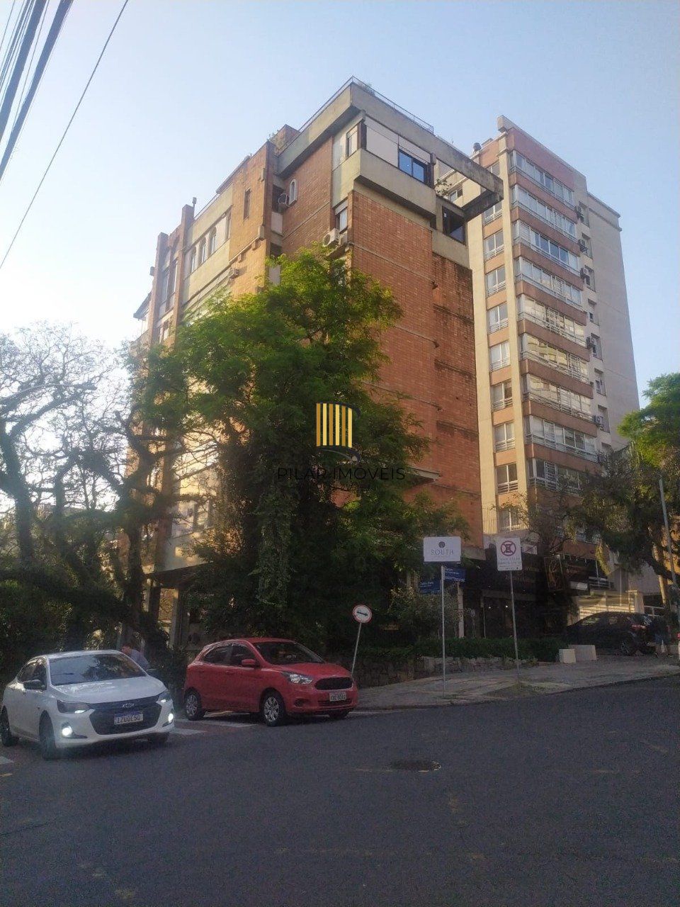 Apartamento 4 dormitórios no bairro Rio Branco