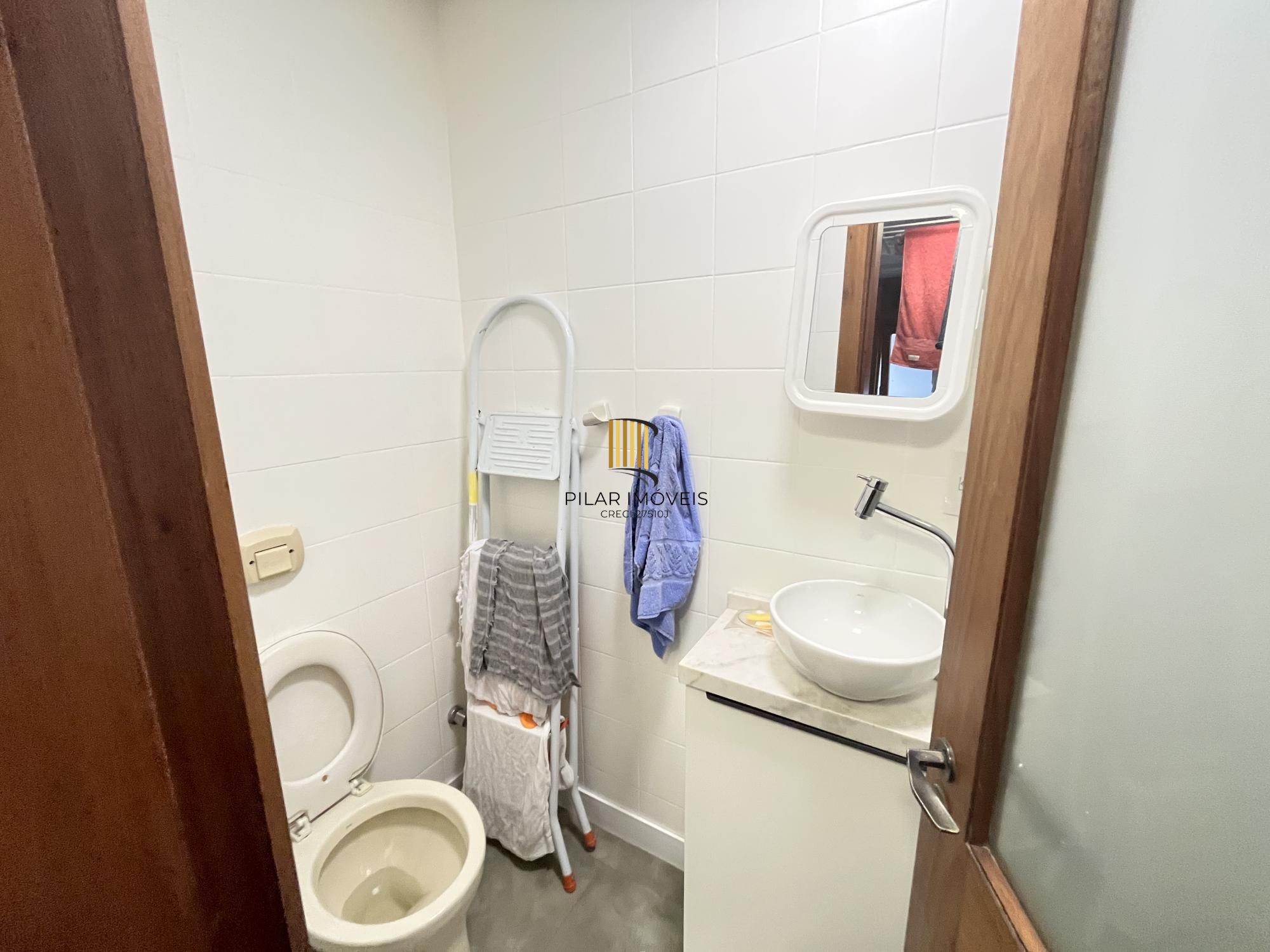Apartamento de 3 quartos, 2 suítes, 1 americana e 2 vagas no bairro Farroupilha