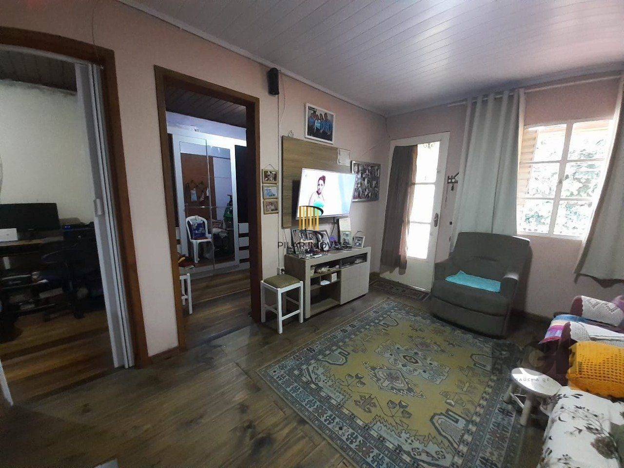 Casa 2 dormitórios no bairro Costa e Silva