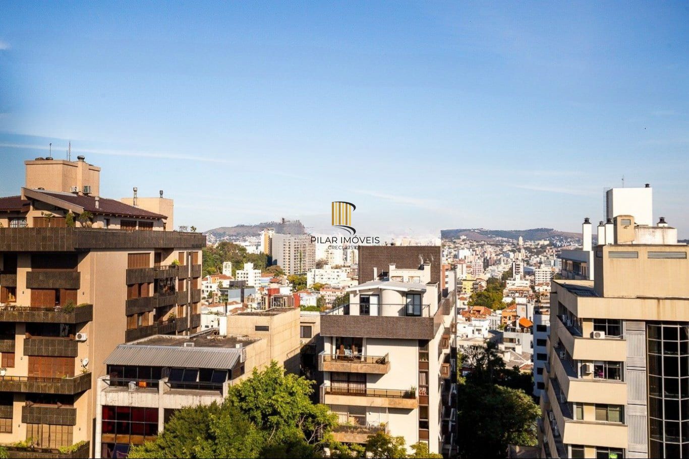 Apartamento de 3 quartos, suíte e 1 vaga de garagem no bairro Moinhos de Vento