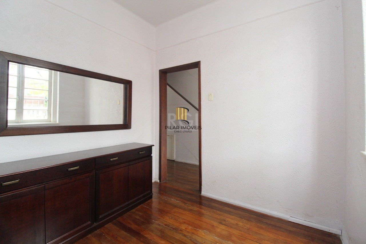 Sobrado para Venda - 146m², 3 dormitórios, Glória