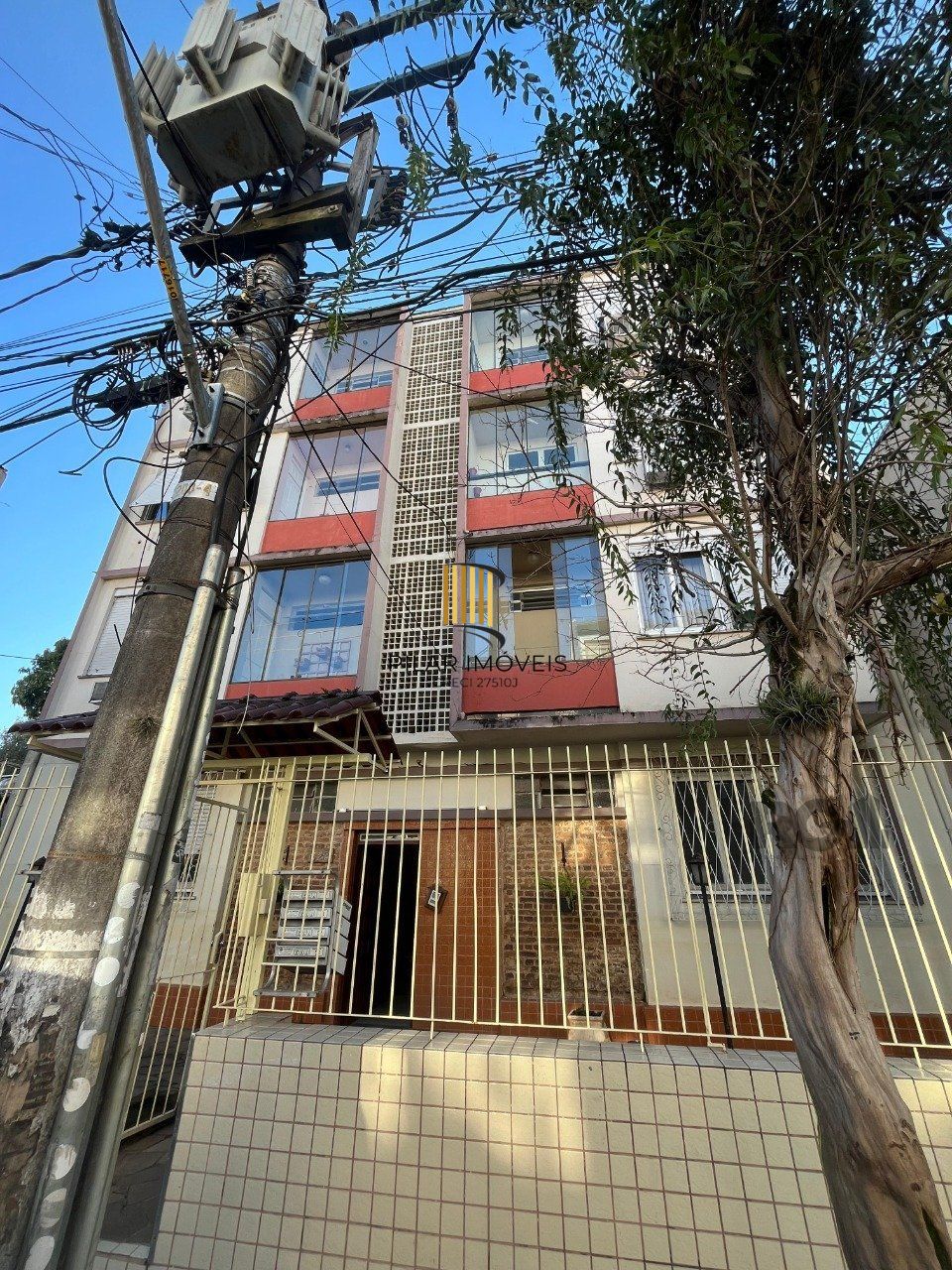 Apartamento de 2 dormitórios no bairro Cidade Baixa em Porto Alegre. - Pilar Imóveis