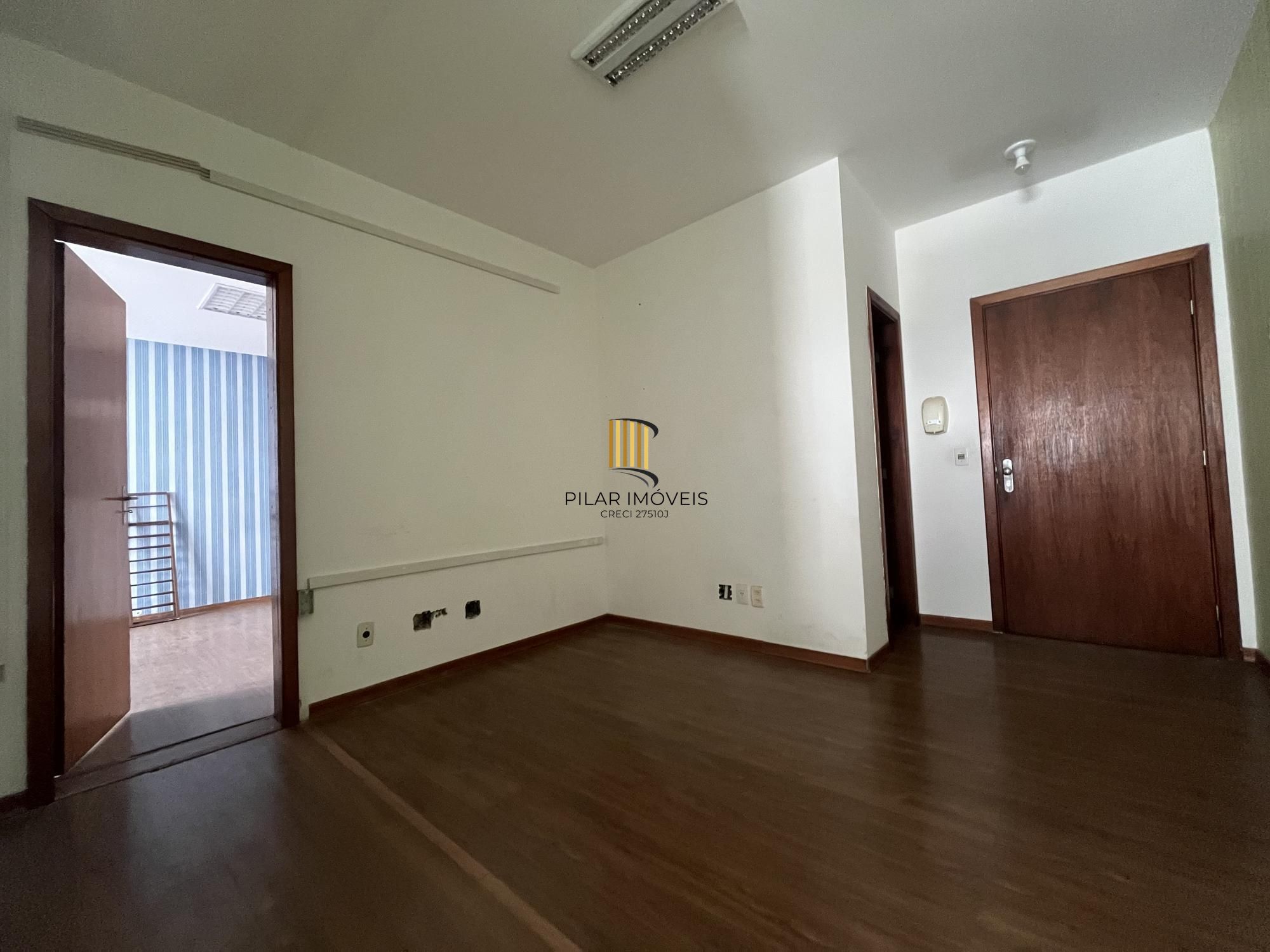 4 salas comerciais