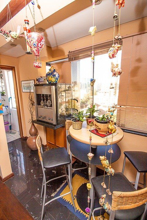 Apartamento para Venda - 108.9m², 3 dormitórios, 1 vaga - Auxiliadora