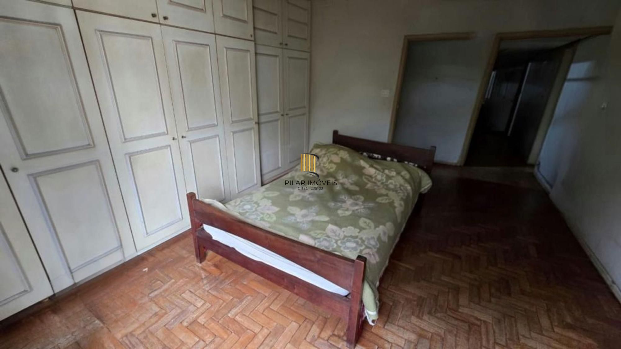 Apartamento de 3 quartos, suíte e 1 vaga de garagem no bairro Petrópolis