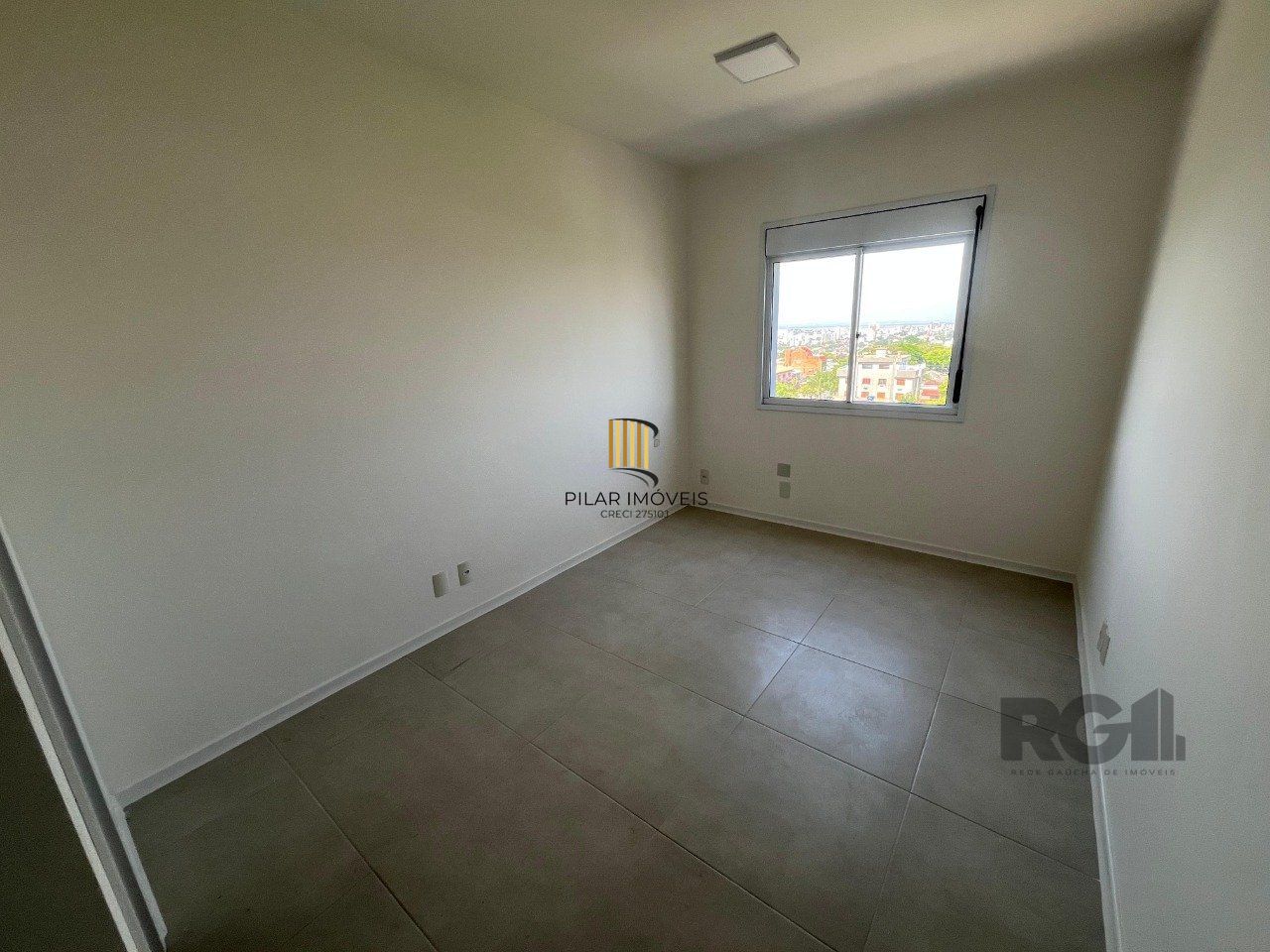 Apartamento para Venda - 54m², 2 dormitórios, sendo 1 suites, 1 vaga - Bom Jesus