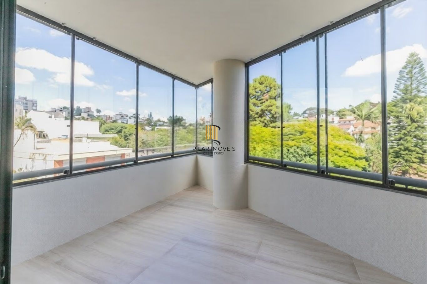 Apartamento 2 dormitórios no bairro Chácara das Pedras