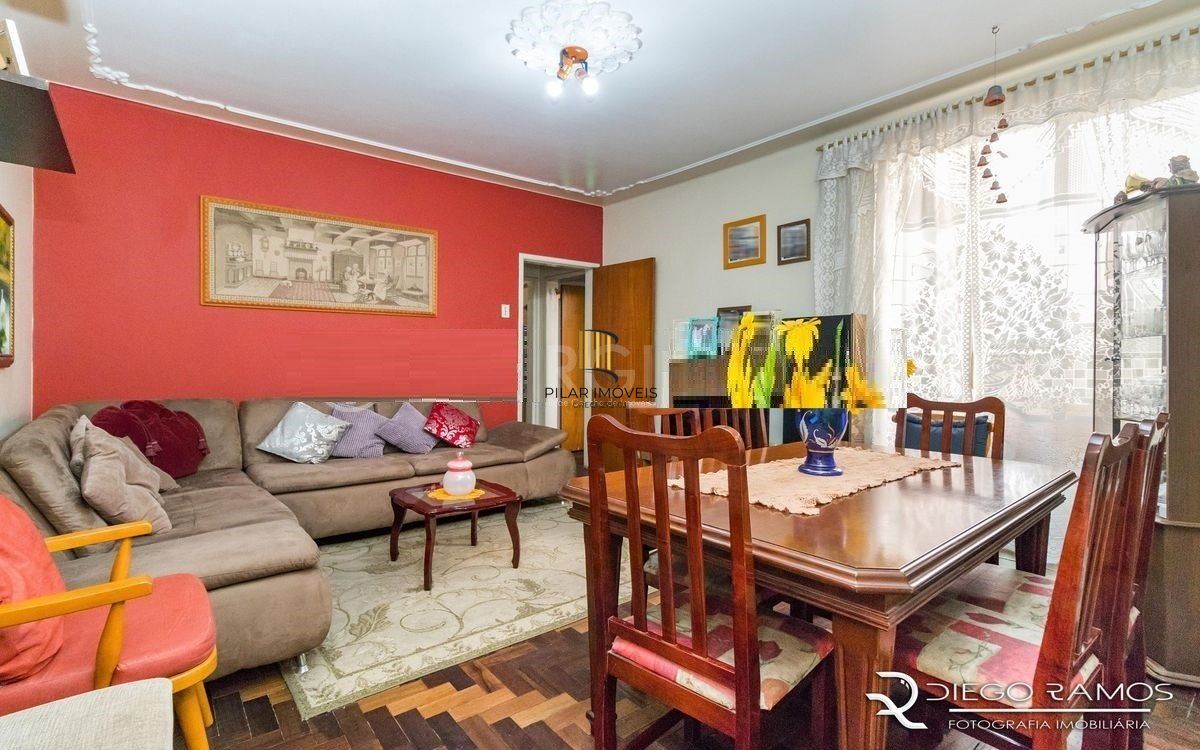 Venda de Apartamento no Bairro Petrópolis 108m² - 3 Dormitórios, varanda, Cozinha: Com churrasqueira e cooktop de 5 bocas.  Apartamento no bairro Petrópolis com 3 amplos dormitórios, sendo 2 de frente