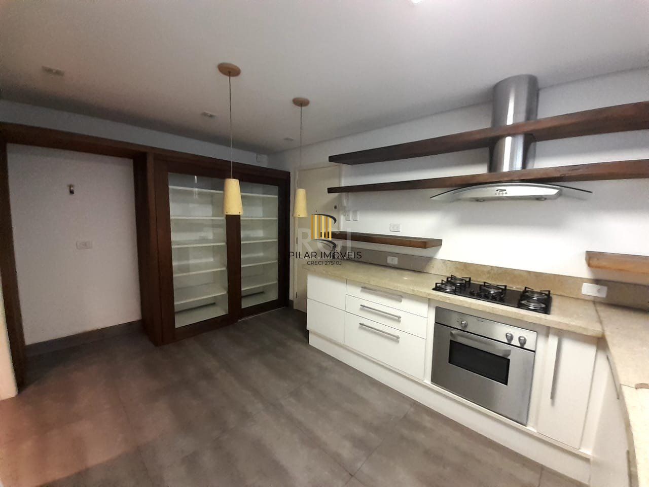 Apartamento para Venda - 230m², 4 dormitórios, sendo 1 suites, 2 vagas - Petrópolis