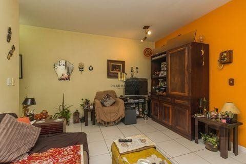 Apartamento, no bairro Chácara das pedras. Churrasqueira, 1 vaga, 3 quartos