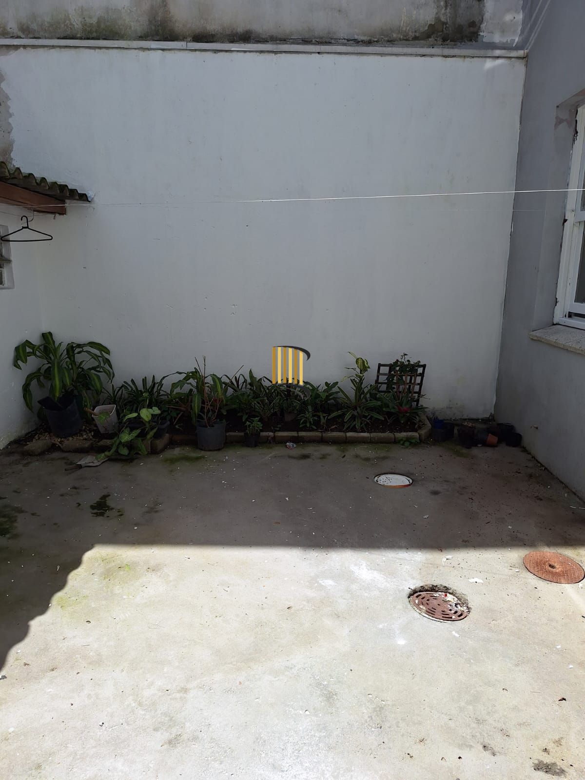 Apartamento térreo de dois quartos no bairro Farroupilha