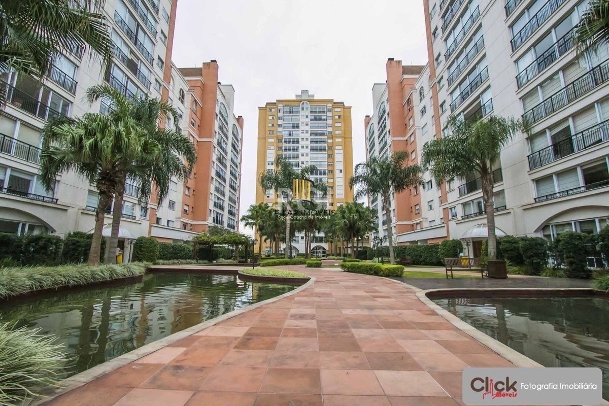 Apartamento com três (3) dormitórios, três (3) suítes sendo uma (1) suíte master e quatro (4) vagas de garagem com dois (2) depósitos próximo ao shopping  Iguatemi, no Condomínio Cipriani Nuova Archit