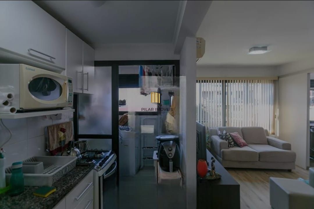 Apartamento de 2 quartos e 1 vaga de garagem no bairro Tristeza em Porto Alegre