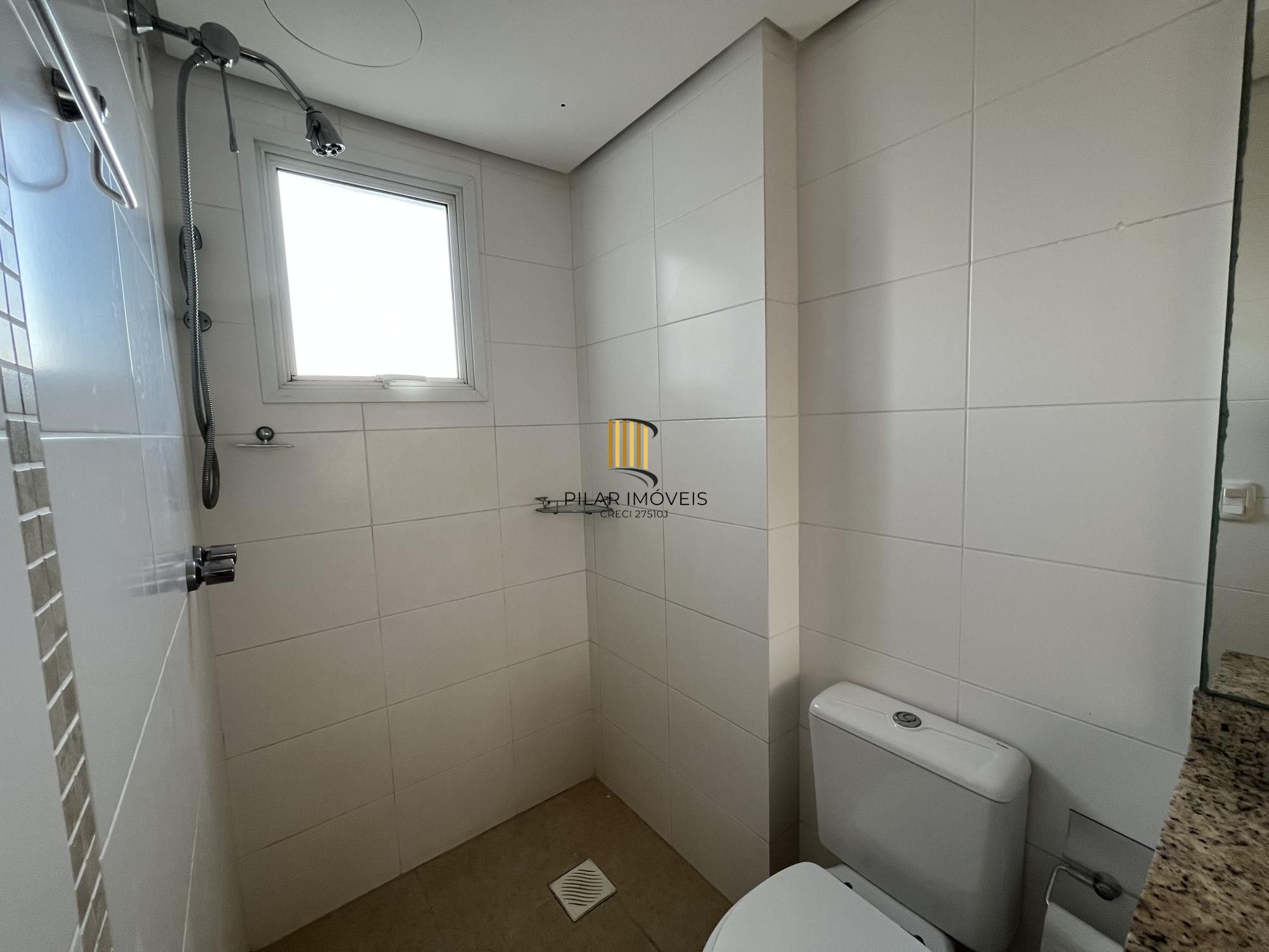 Apartamento de 2 quartos, suíte e 1 vaga de garagem no bairro Partenon em POA/RS