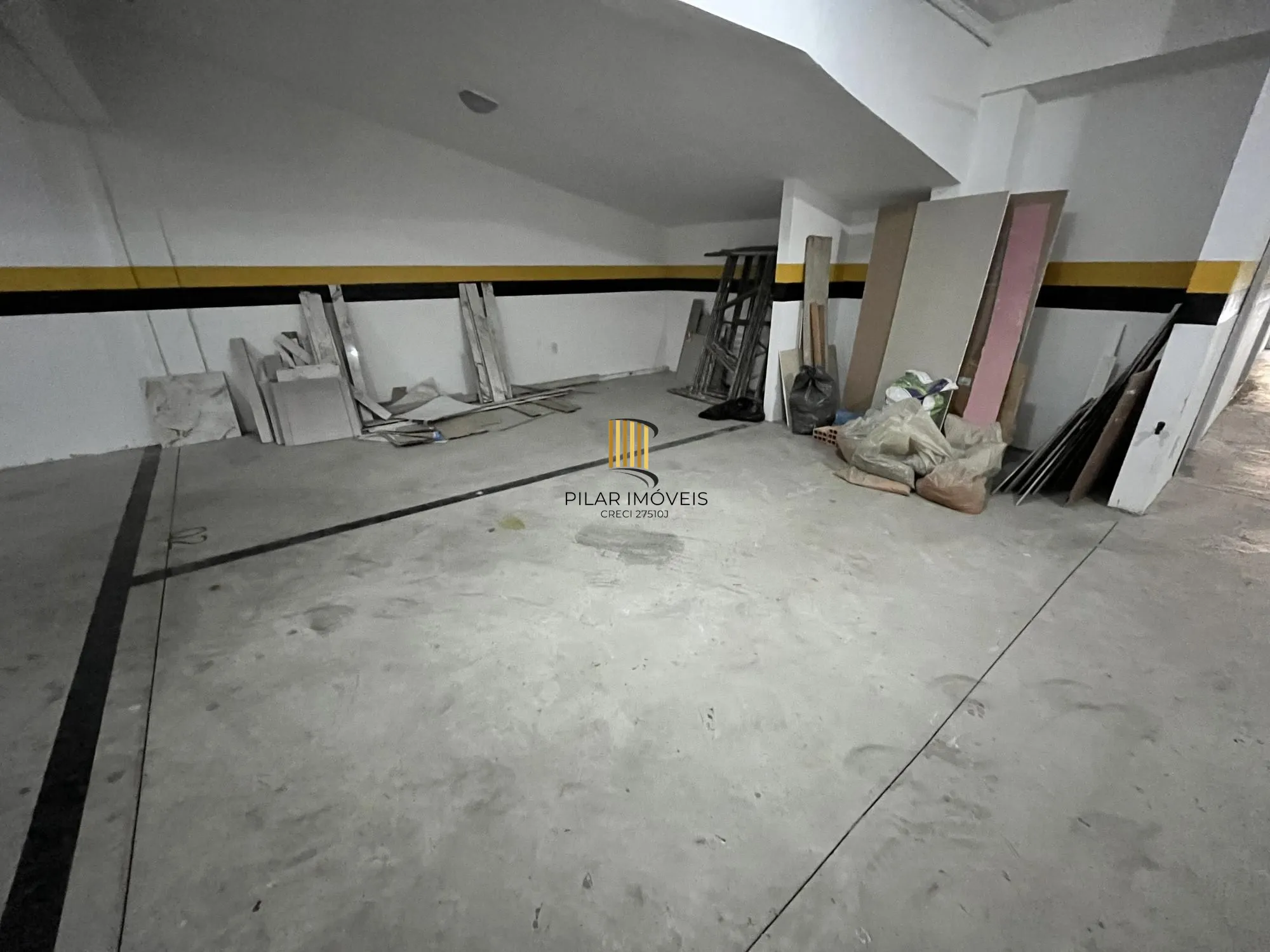 Apartamento com 3 suítes no bairro São João em Porto Alegre