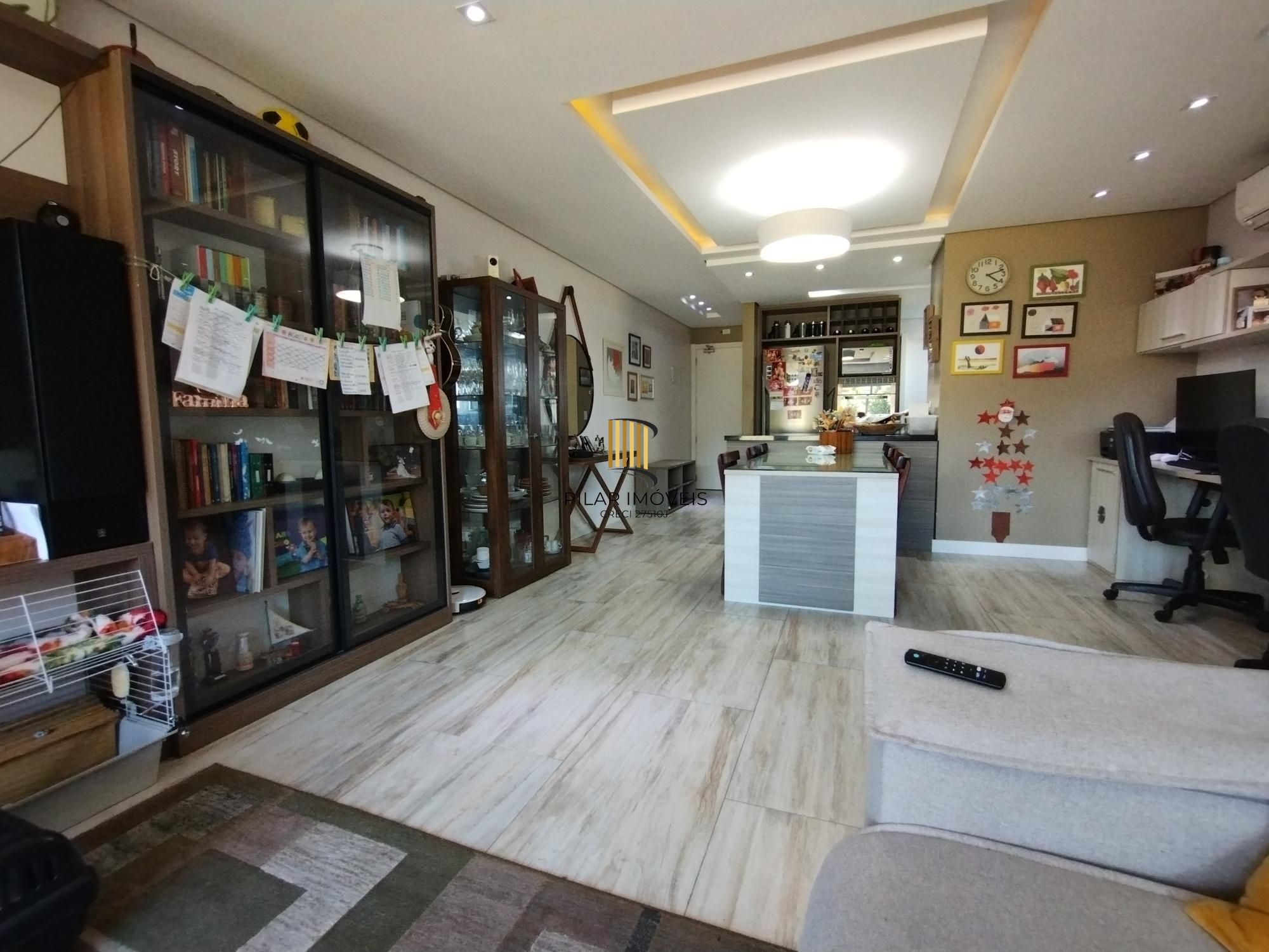 Apartamento 3 dormitórios no bairro Menino Deus