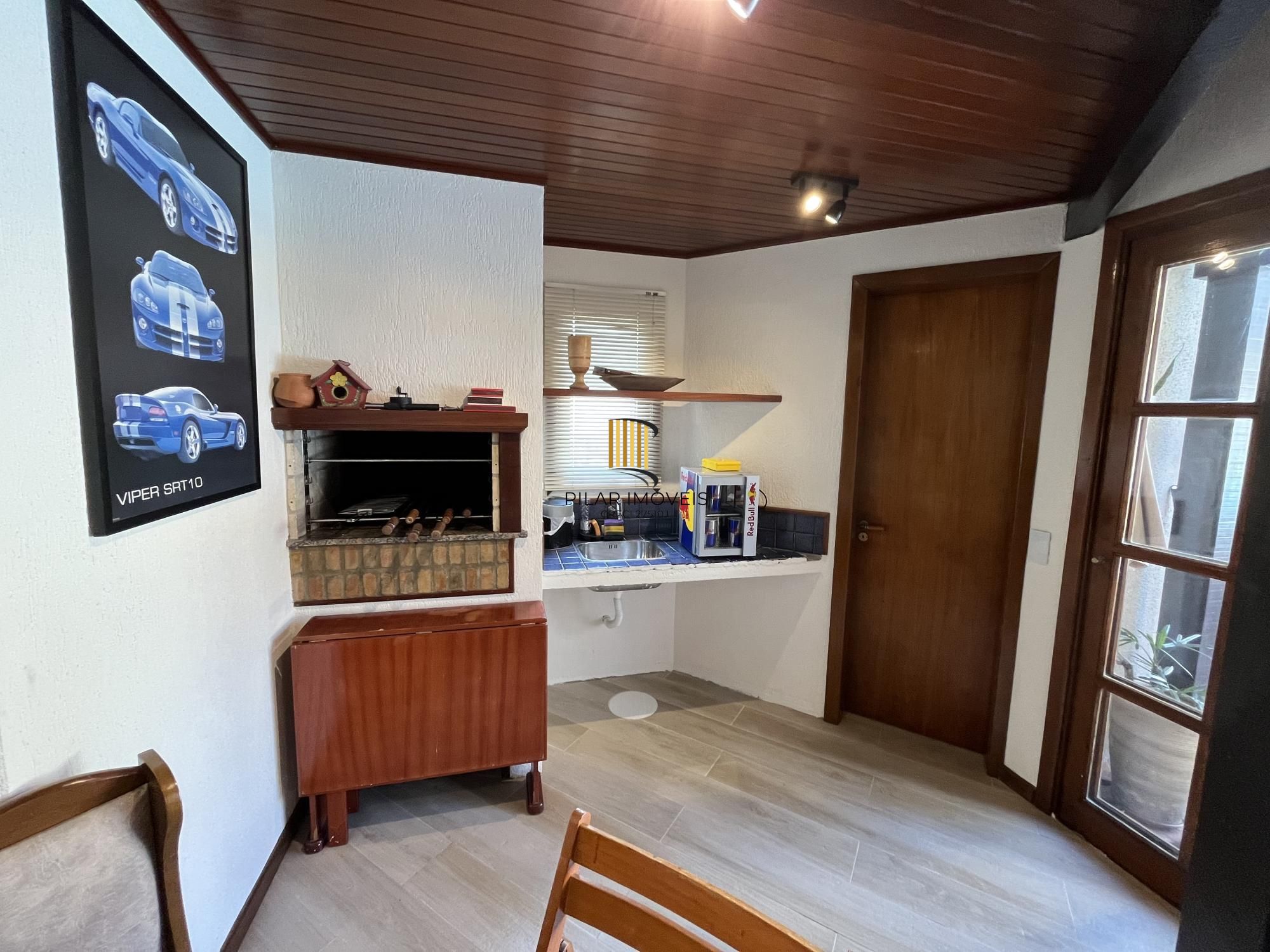 Apartamento de 3 quartos e 2 vagas de garagem no bairro Petrópolis em POA
