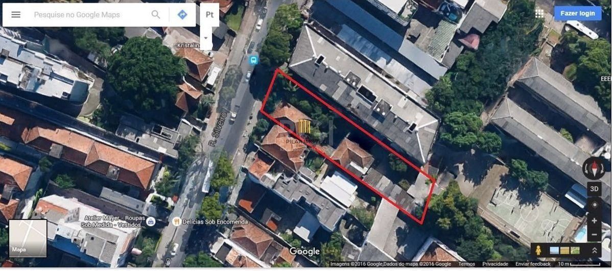 Casa para Venda - 1016m², 4 dormitórios, 6 vagas - Menino Deus