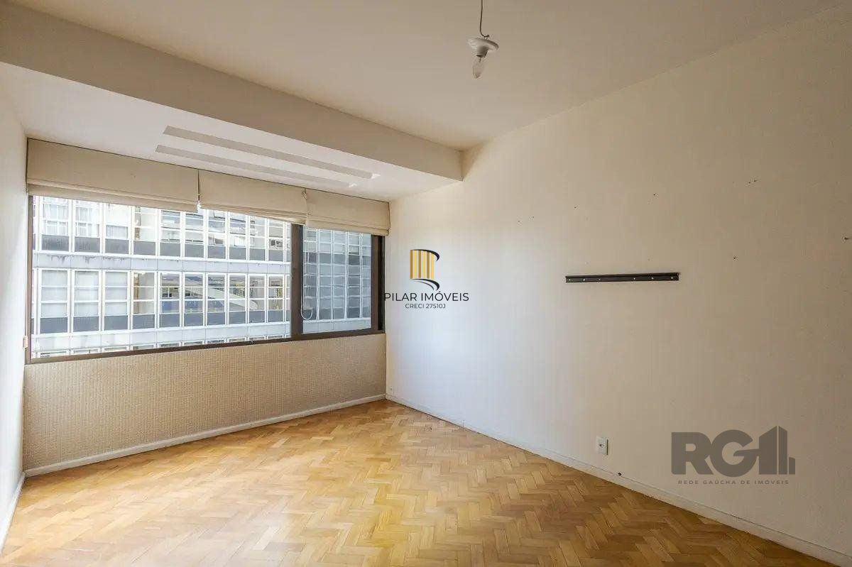 Apartamento 4 dormitorios vaga e elevador Centro Histórico Porto Alegre