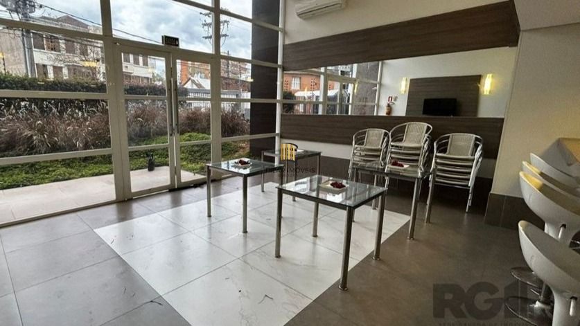 Apartamento 3 dormitórios no bairro Menino Deus
