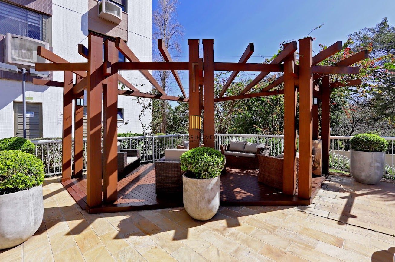 Excelente apartamento de 3 dormitórios sendo 1 suíte e 2 vagas no Higienópolis.