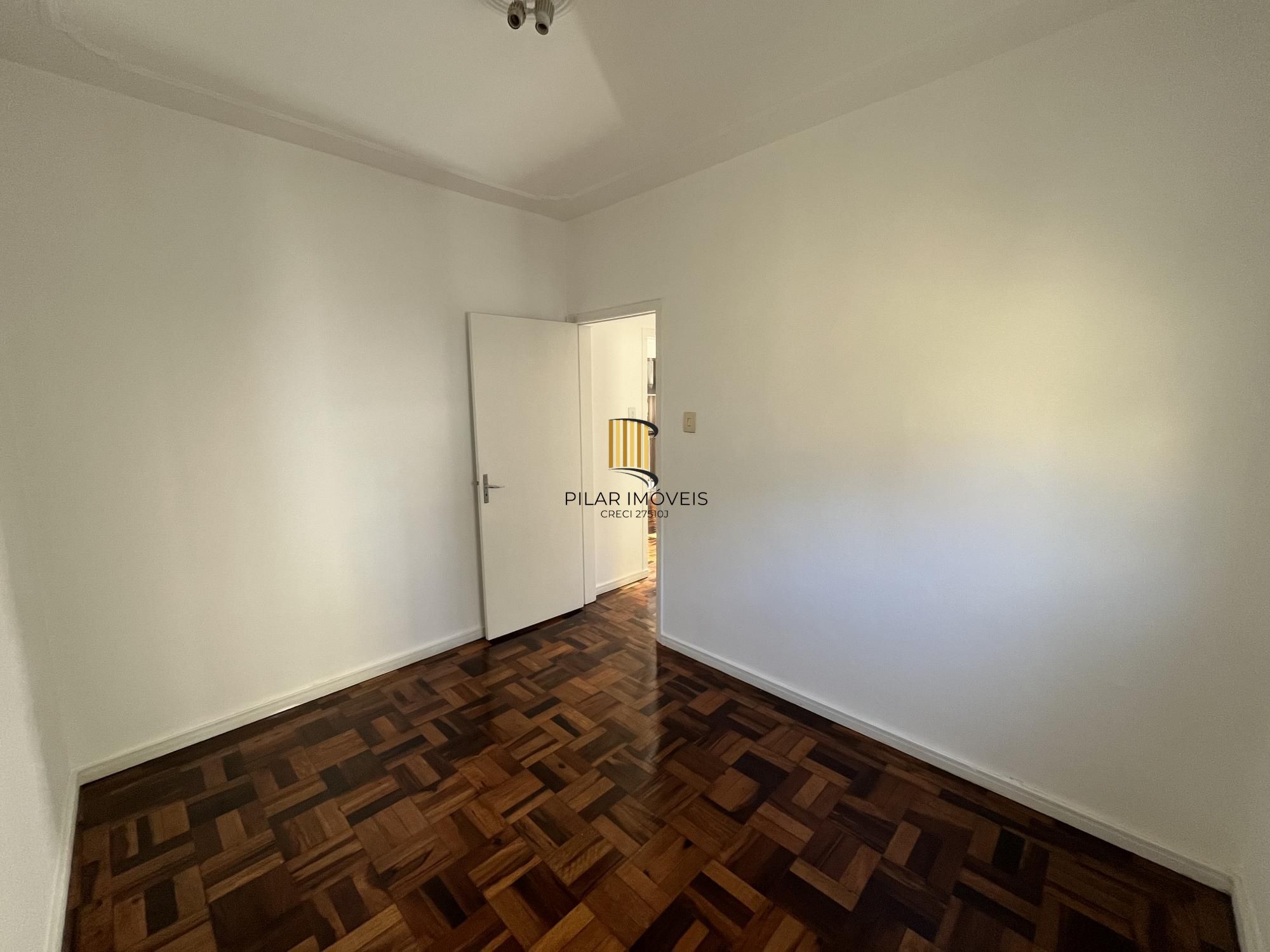 Reformado! Apartamento de 2 quartos no centro de Porto Alegre