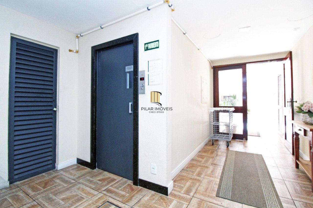 Apartamento de 3 quartos, suíte e 1 vaga de garagem no bairro Petrópolis