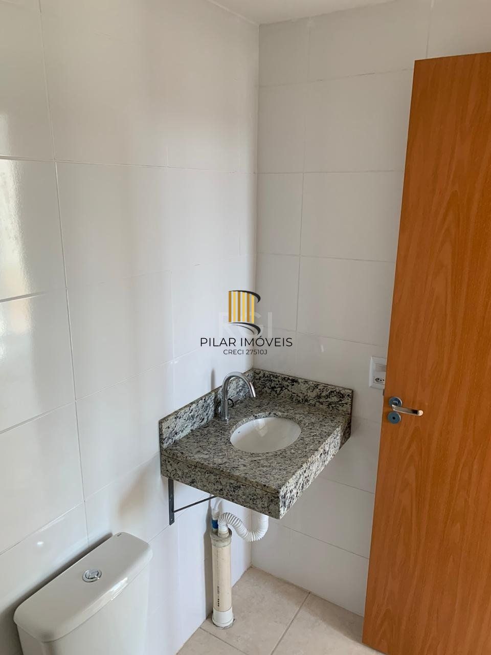 Apartamento para Venda - 48m², 2 dormitórios, 1 vaga - Rubem Berta