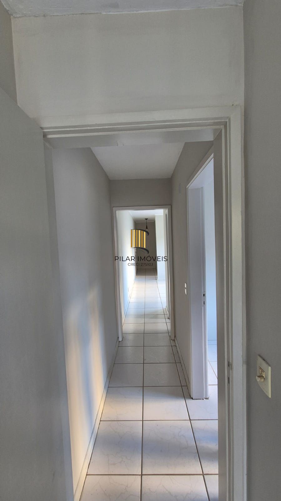Apartamento de dois dormitórios no bairro Menino Deus em Porto Alegre