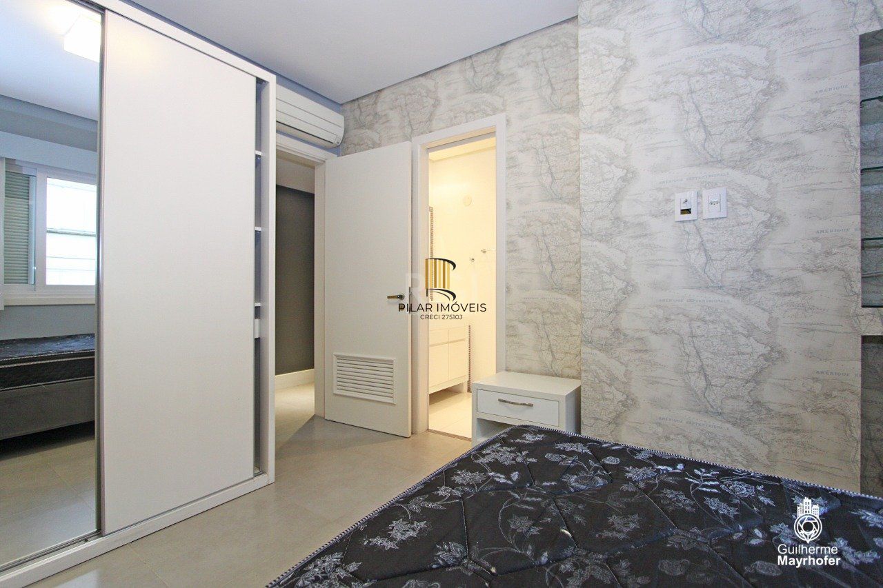 Cobertura para Venda - 327m², 3 dormitórios, sendo 3 suites, 5 vagas - Petrópolis