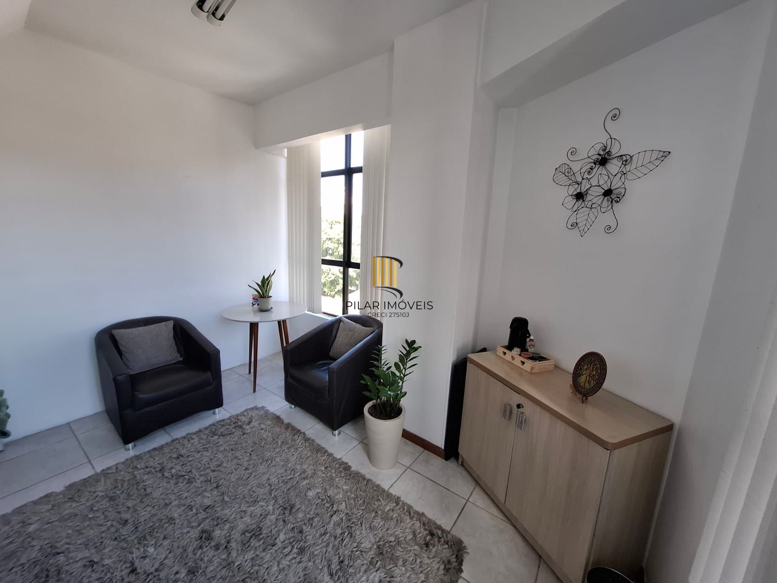 Sala comercial a venda no bairro Higienópolis em Porto Alegre