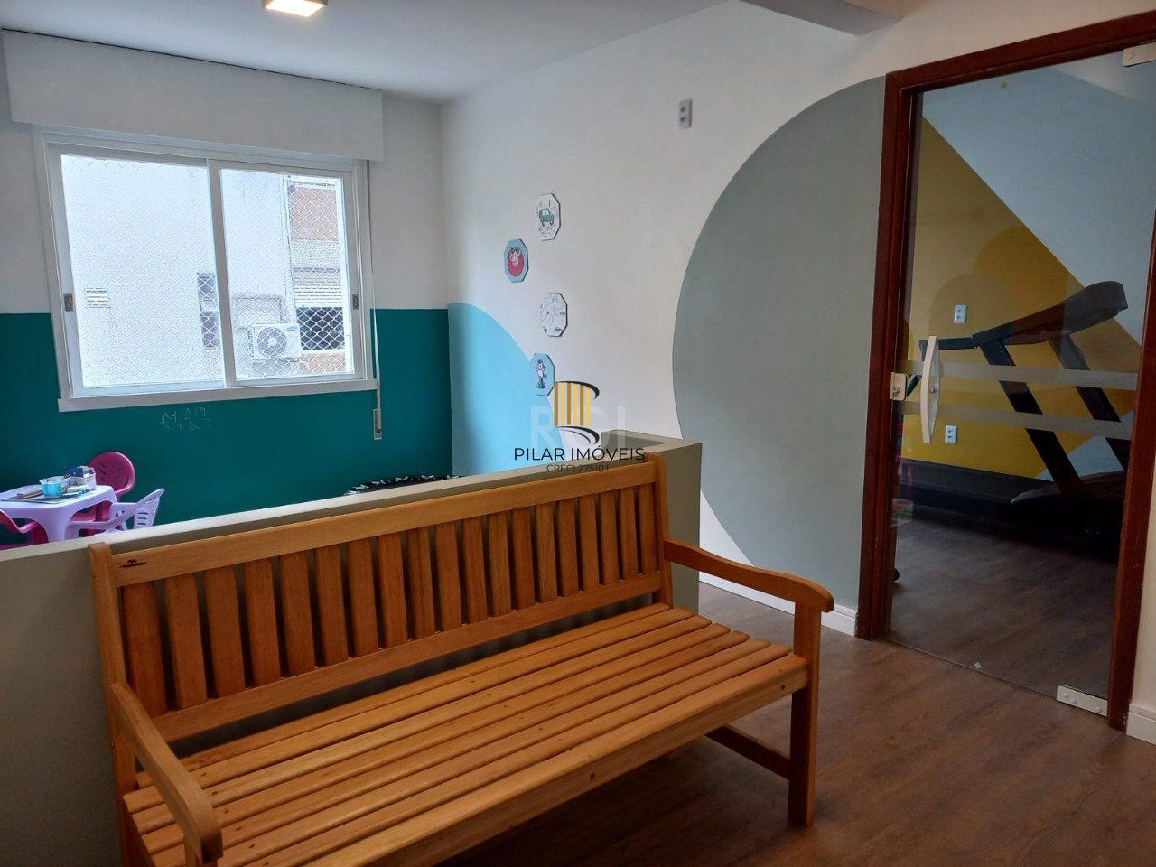 Apartamento de 3 quartos, suíte e 1 vaga de garagem no bairro Petrópolis