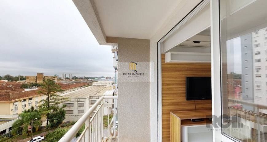 Vende Excelente Apartamento no Bairro Passo da Areia - Porto Alegre
