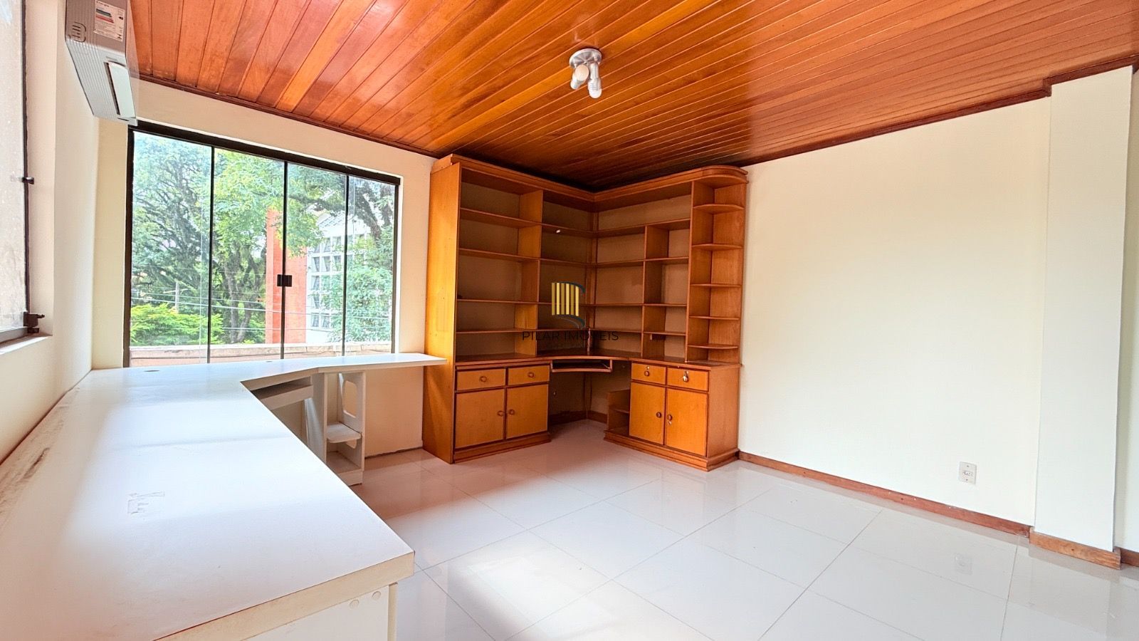 Apartamento de 2 quartos e 2 vagas de garagem no bairro Santana