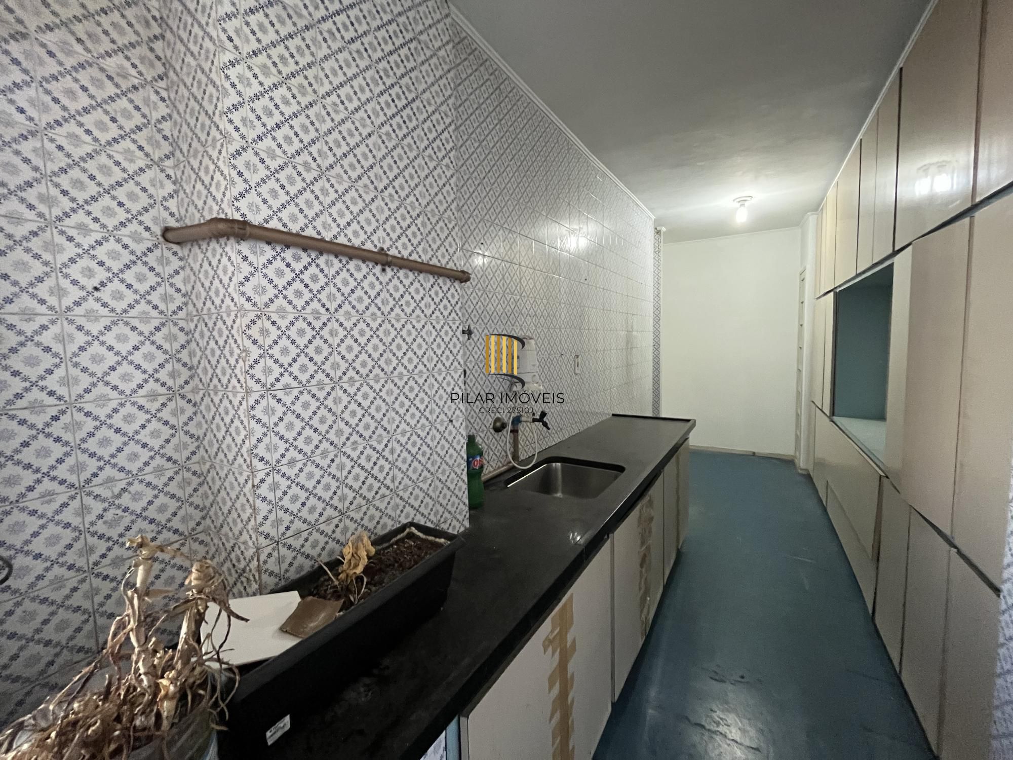 Apartamento 3 dormitórios em frente à Redenção